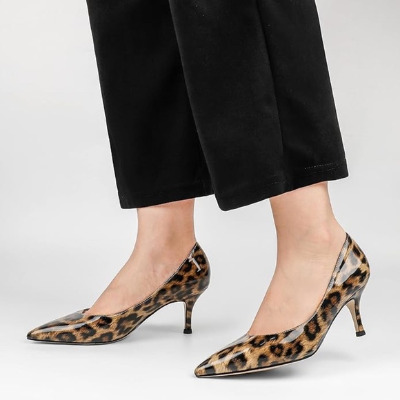 Women's Shoes Low Heels Pointy Toe Kitten Heel Daily Pumps - Picture 4 of 6